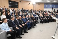 Azerbaijani PM visits Russia's Bauman Moscow State Technical University (PHOTO)