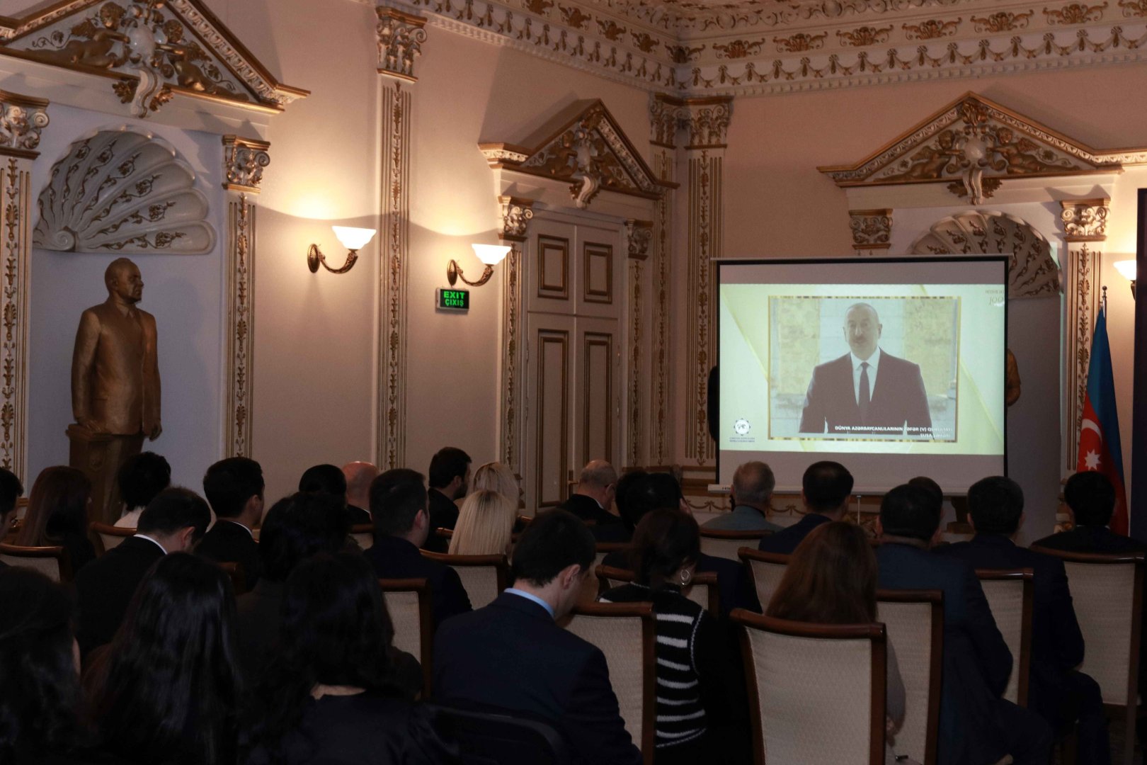 Azerbaijan's State Diaspora Committee honors memory of Great Leader Heydar Aliyev (PHOTO)