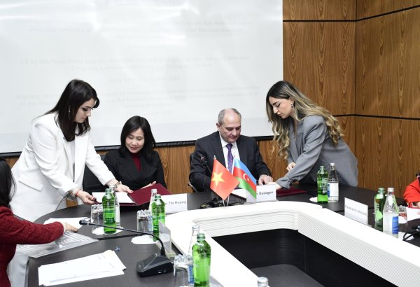 State statistical committee of Azerbaijan and Vietnam's GSO sign memo (PHOTO)