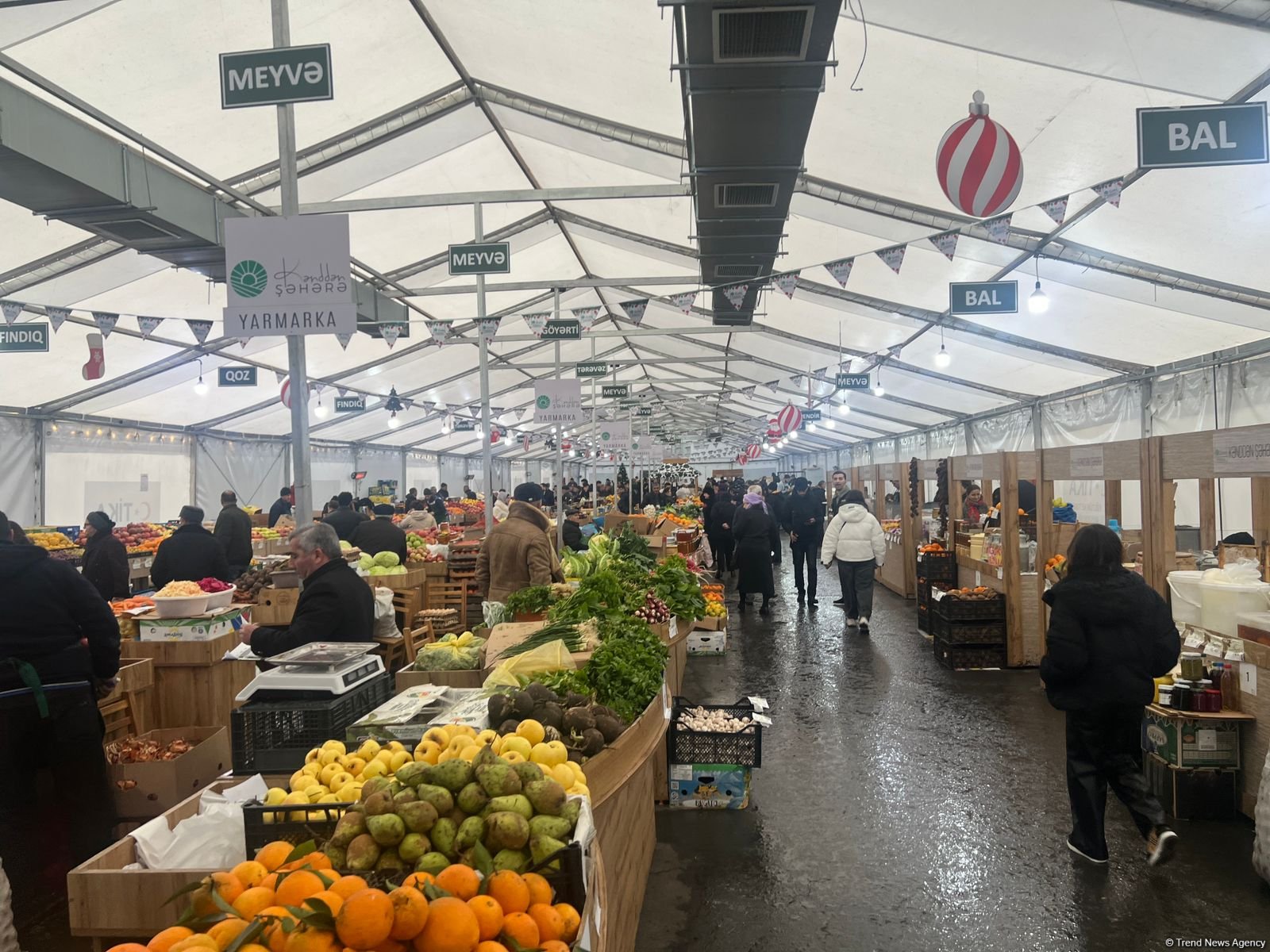 New Year's fair brings best of village treasures to Azerbaijan's Baku (PHOTO)