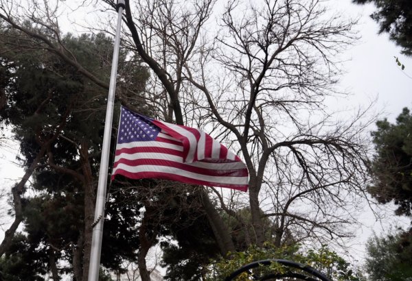 US urges its citizens to leave Iran via Azerbaijan border
