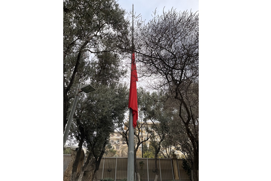 Turkish Embassy flag in Azerbaijan half-masts to honor Aktau plane crash victims (PHOTO)