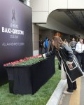 AZAL puts up Baku airport memorial after Aktau plane tragedy (PHOTO)
