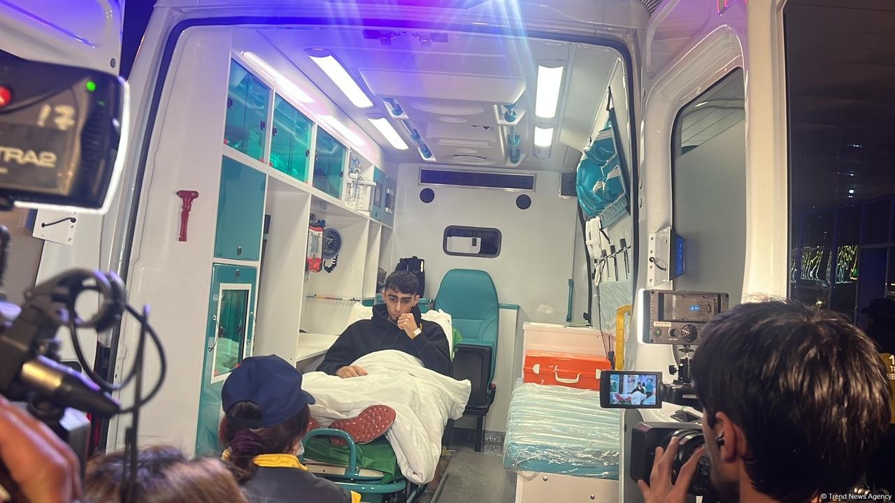 Seven more injured Azerbaijani citizens transferred to medical facility after plane crash (PHOTO/VIDEO)