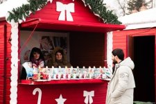 Winter Tale Fair catches eye among Azerbaijan's Khankendi residents (PHOTO)