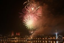Azerbaijan welcomes New Year with spectacular Victory fireworks display (PHOTO/VIDEO)