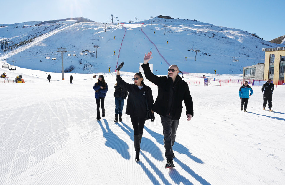 President Ilham Aliyev, First Lady Mehriban Aliyeva review works at “Lakeside” Hotel and Ski Club construction within Shahdag Tourism Complex (PHOTO/VIDEO)