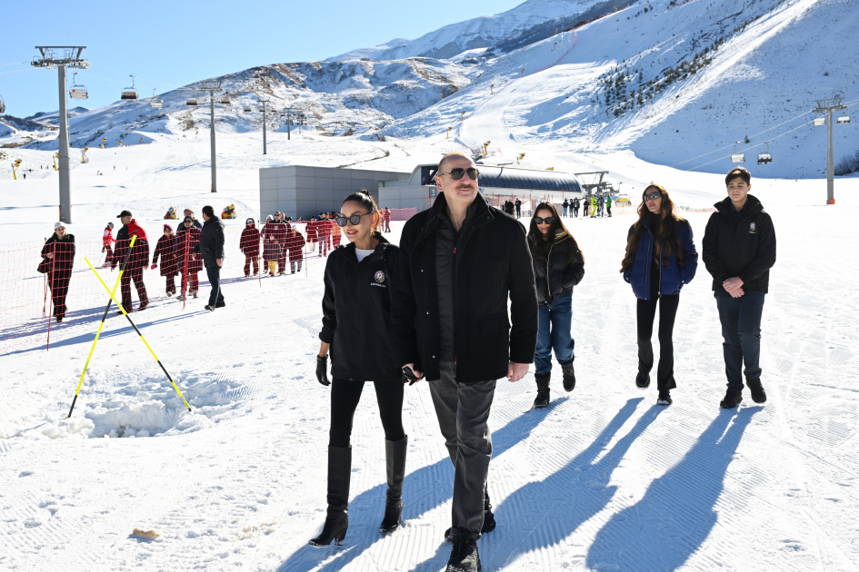 President Ilham Aliyev, First Lady Mehriban Aliyeva review works at “Lakeside” Hotel and Ski Club construction within Shahdag Tourism Complex (PHOTO/VIDEO)