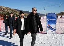 President Ilham Aliyev, First Lady Mehriban Aliyeva review works at “Lakeside” Hotel and Ski Club construction within Shahdag Tourism Complex (PHOTO/VIDEO)