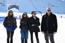 President Ilham Aliyev, First Lady Mehriban Aliyeva review works at “Lakeside” Hotel and Ski Club construction within Shahdag Tourism Complex (PHOTO/VIDEO)