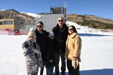 President Ilham Aliyev, First Lady Mehriban Aliyeva review works at “Lakeside” Hotel and Ski Club construction within Shahdag Tourism Complex (PHOTO/VIDEO)