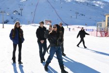 President Ilham Aliyev, First Lady Mehriban Aliyeva review works at “Lakeside” Hotel and Ski Club construction within Shahdag Tourism Complex (PHOTO/VIDEO)