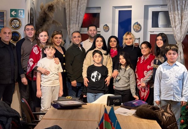 Azerbaijani diaspora activists awarded letters of gratitude in Austria (PHOTO)