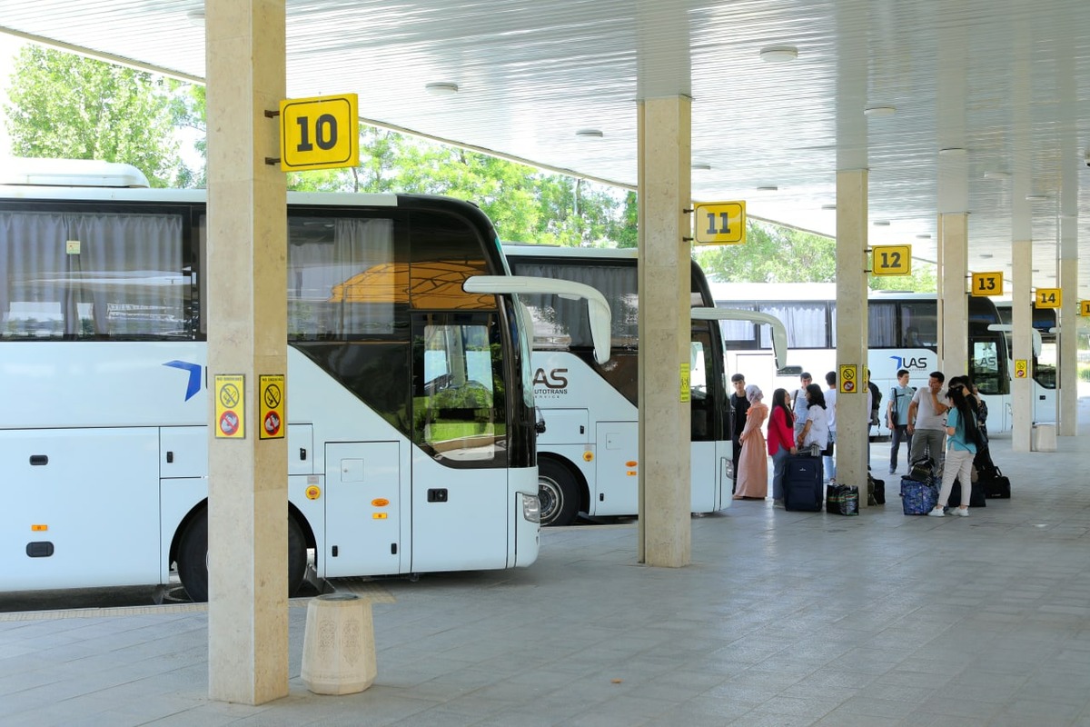 Uzbekistan's Angren seals deal to purchase buses from China