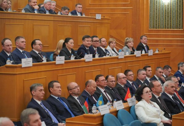 Azerbaijan, Russia review prospects for enhancing ties between accounts chambers