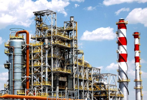 Kazakhstan’s Shymkent oil refinery hits brakes on one of its units