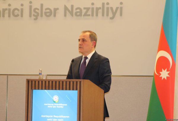 Territorial claims to Azerbaijan in Armenian constitution raise concerns - FM