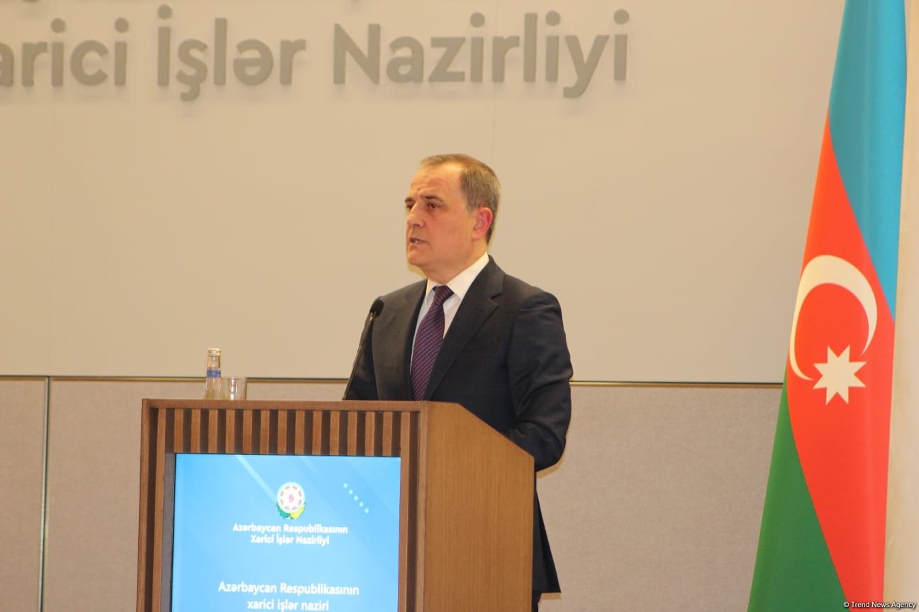 Azerbaijani FM departs for official visit to Saudi Arabia