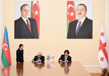 Azerbaijan, Georgia sign bunch of documents to boost bilateral ties (PHOTO)