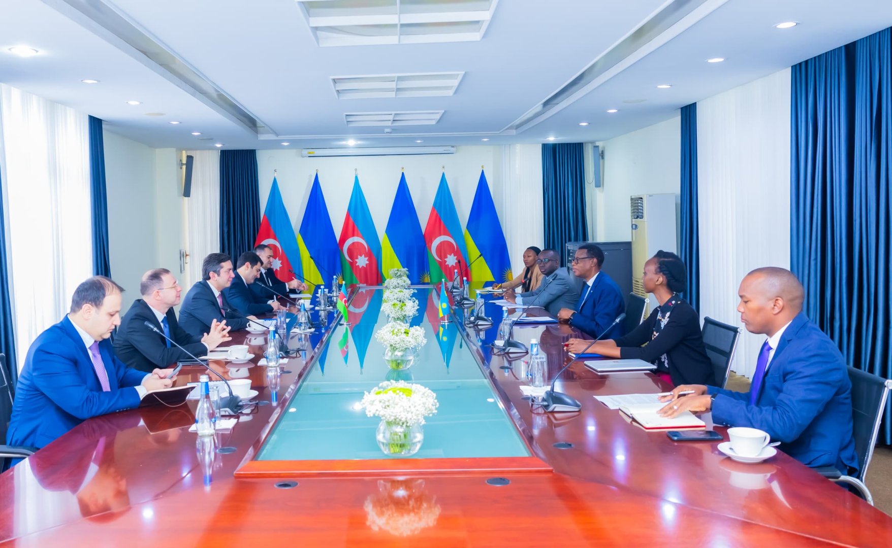 Azerbaijan, Rwanda hold first meeting of political consultations (PHOTO)