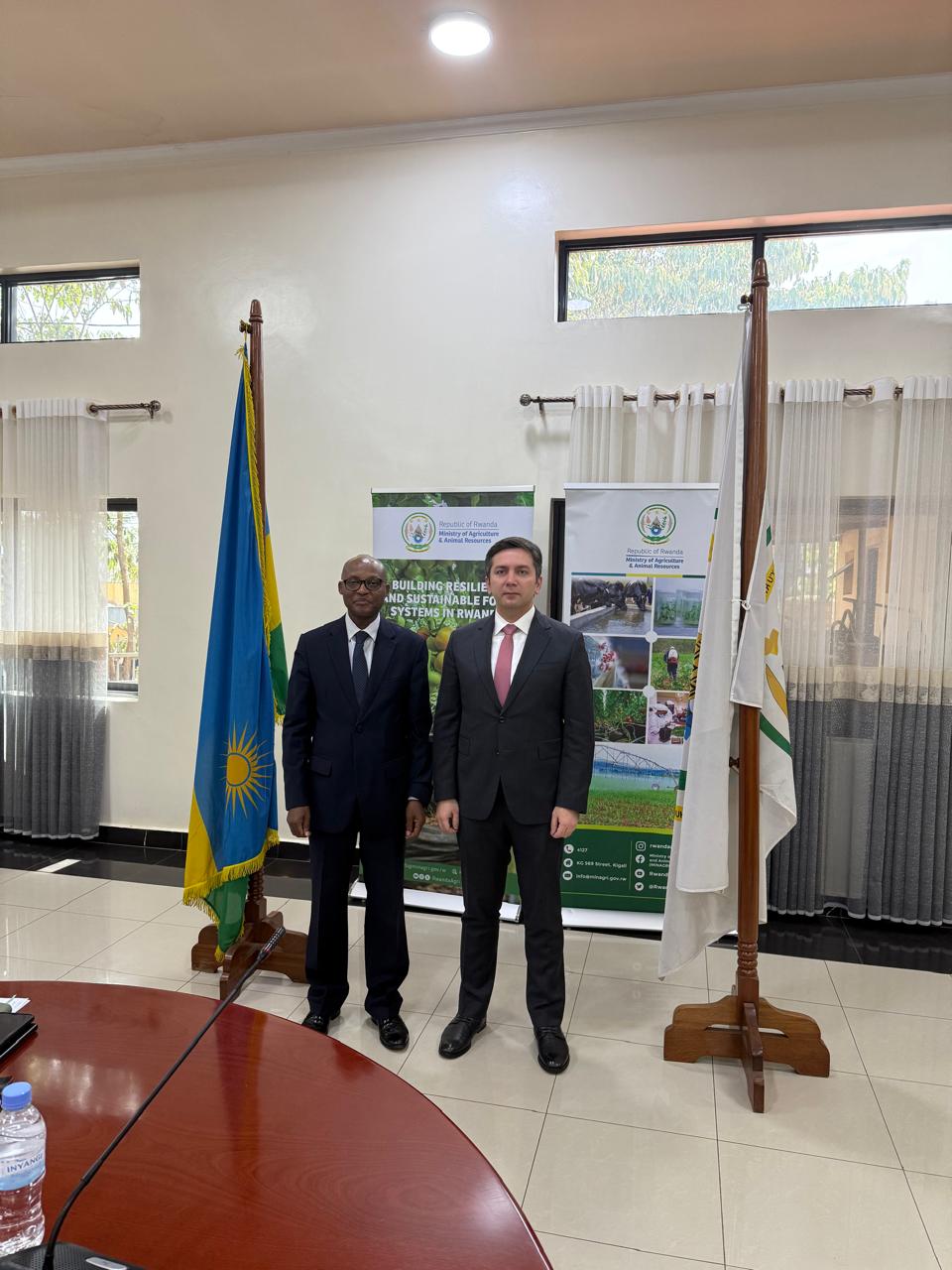 Azerbaijan, Rwanda hold first meeting of political consultations (PHOTO)