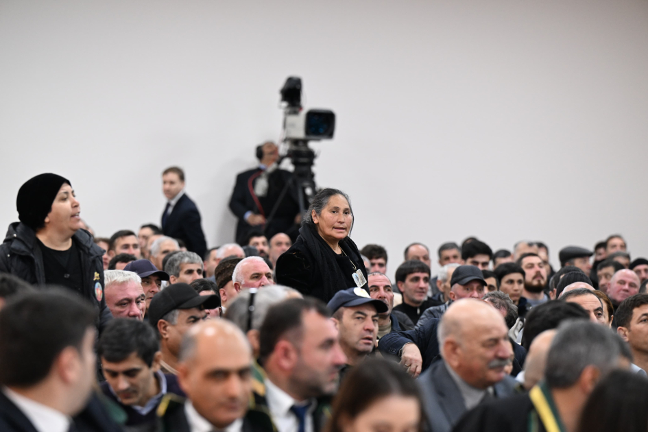Azerbaijan proceeds with trial against accused in Armenian military aggression related crimes (PHOTO)