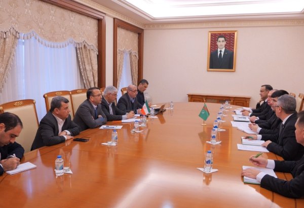 Turkmenistan, Iran aim to increase transit freight flows via customs checkpoints