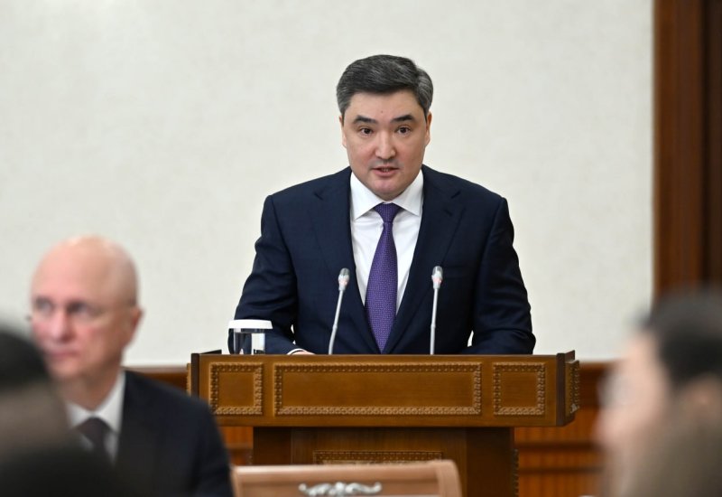 Kazakhstan plans multi-year budget to gradually cut deficit