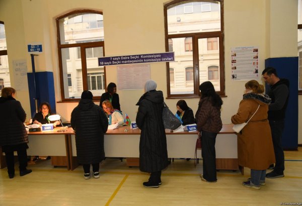 Azerbaijan reveals municipal election turnout rankings by constituency as of 15:00