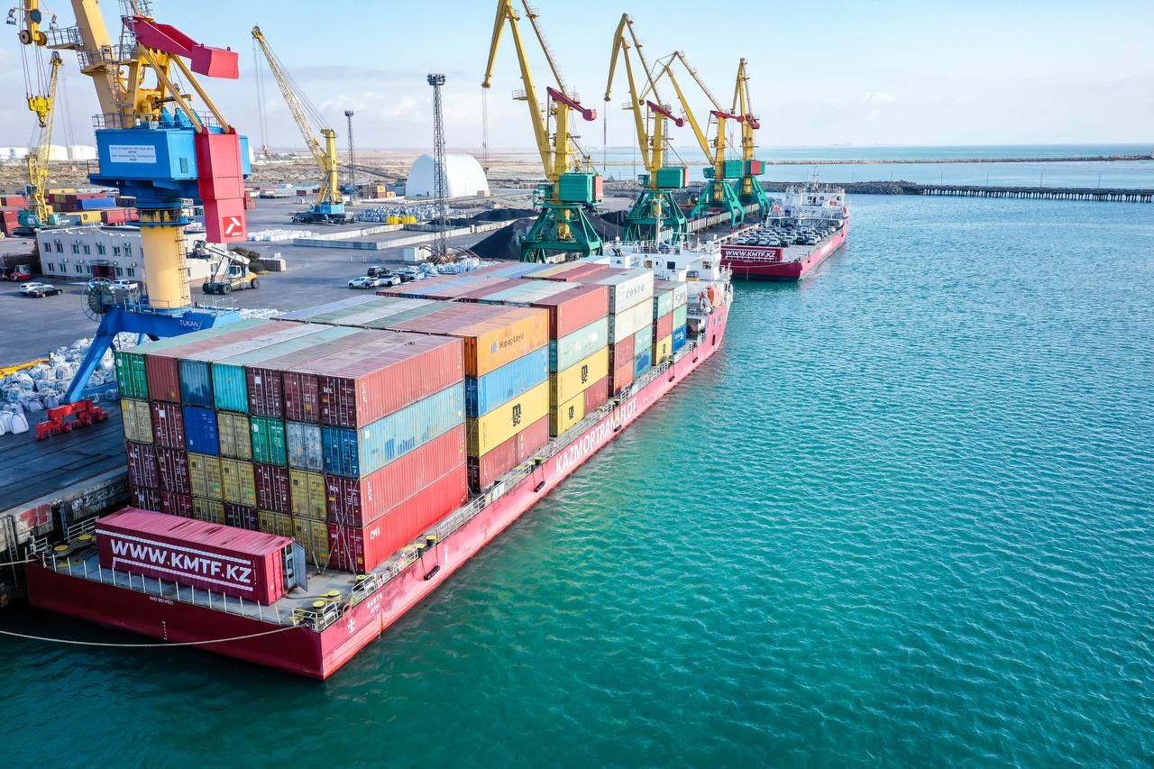 Azerbaijan cuts crude oil sales to Israel nearly in half