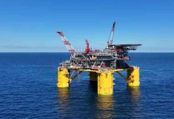 Shell’s Q4 upstream earnings dip as lower prices and higher costs take toll