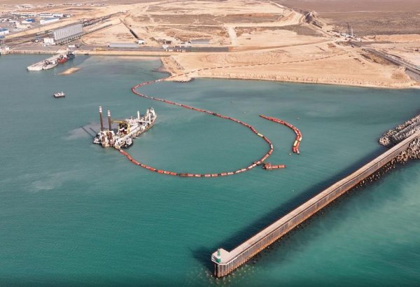 Kazakhstan announces planned transshipment volume through Kuryk port in 2025