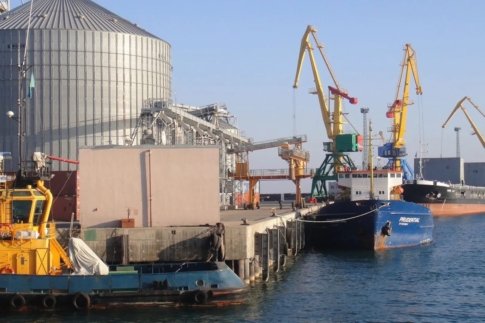 Kazakhstan’s Ak Biday terminal sees growth in grain transshipment in 2024