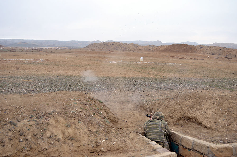 Azerbaijani reserve forces keep up their training exercises