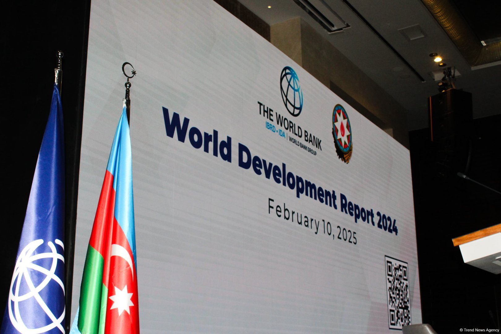 Baku hosts presentation of 2024 World Development Report (PHOTO)