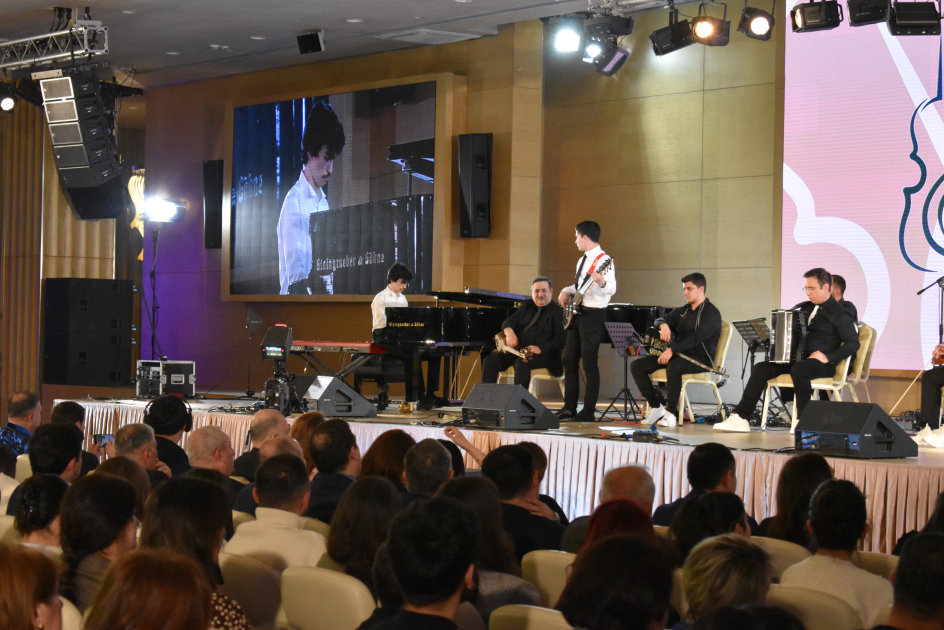 Azerbaijan's Gabala winds up Winter Tale' int'l music festival with final concert (PHOTO)