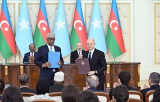 Azerbaijan, Somalia hold document exchange ceremony (PHOTO)