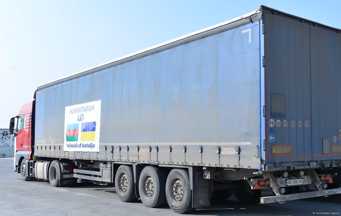 Azerbaijan dispatches next convoy with humanitarian aid to Ukraine (PHOTO/VIDEO)