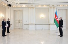 President Ilham Aliyev receives credentials of newly appointed ambassador of Paraguay (PHOTO/VIDEO)