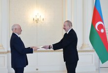 President Ilham Aliyev receives credentials of newly appointed ambassador of Paraguay (PHOTO/VIDEO)