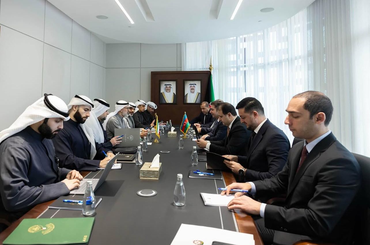 Azerbaijan, Kuwait hold political consultations (PHOTO)