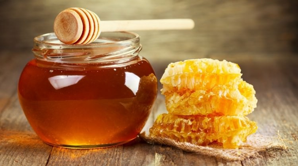 Azerbaijan's expenses on natural honey imports from Türkiye drop in early 2025
