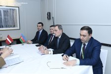 Azerbaijani FM meets with Latvian counterpart in Munich (PHOTO)