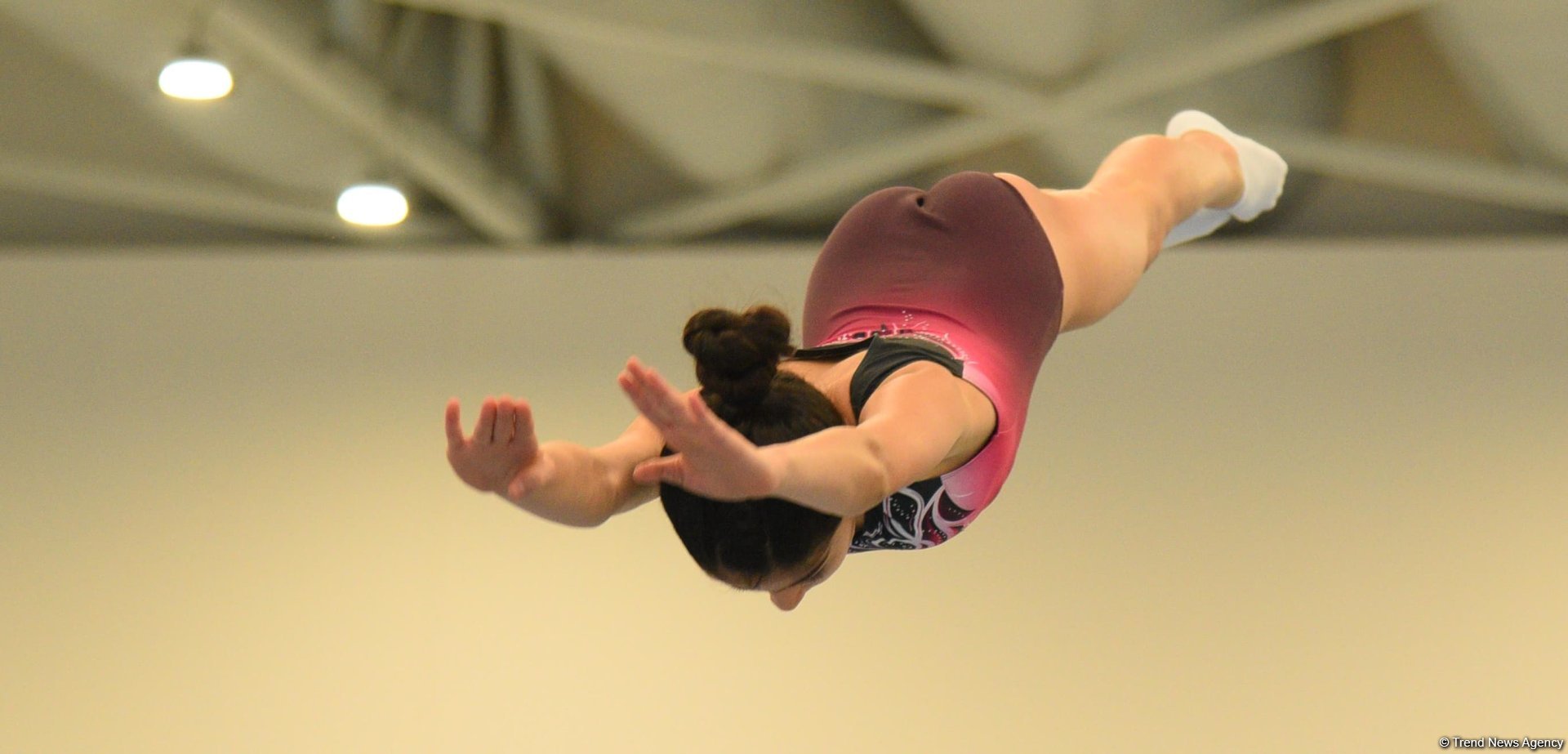 Trampoline and tumbling championship heats up in Azerbaijan's Baku (PHOTO)