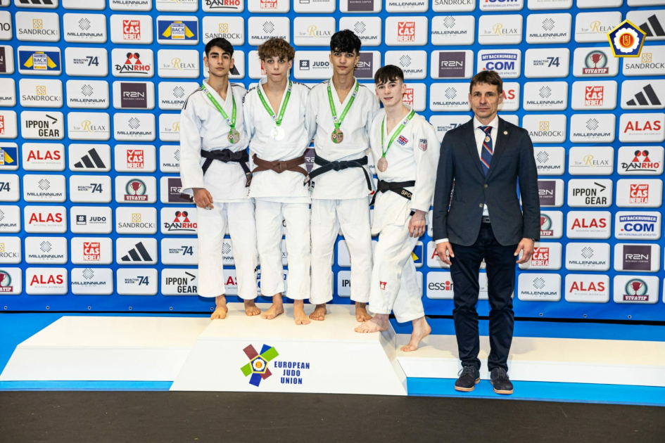 Azerbaijani judokas win six medals on first day of European Cup (PHOTO)