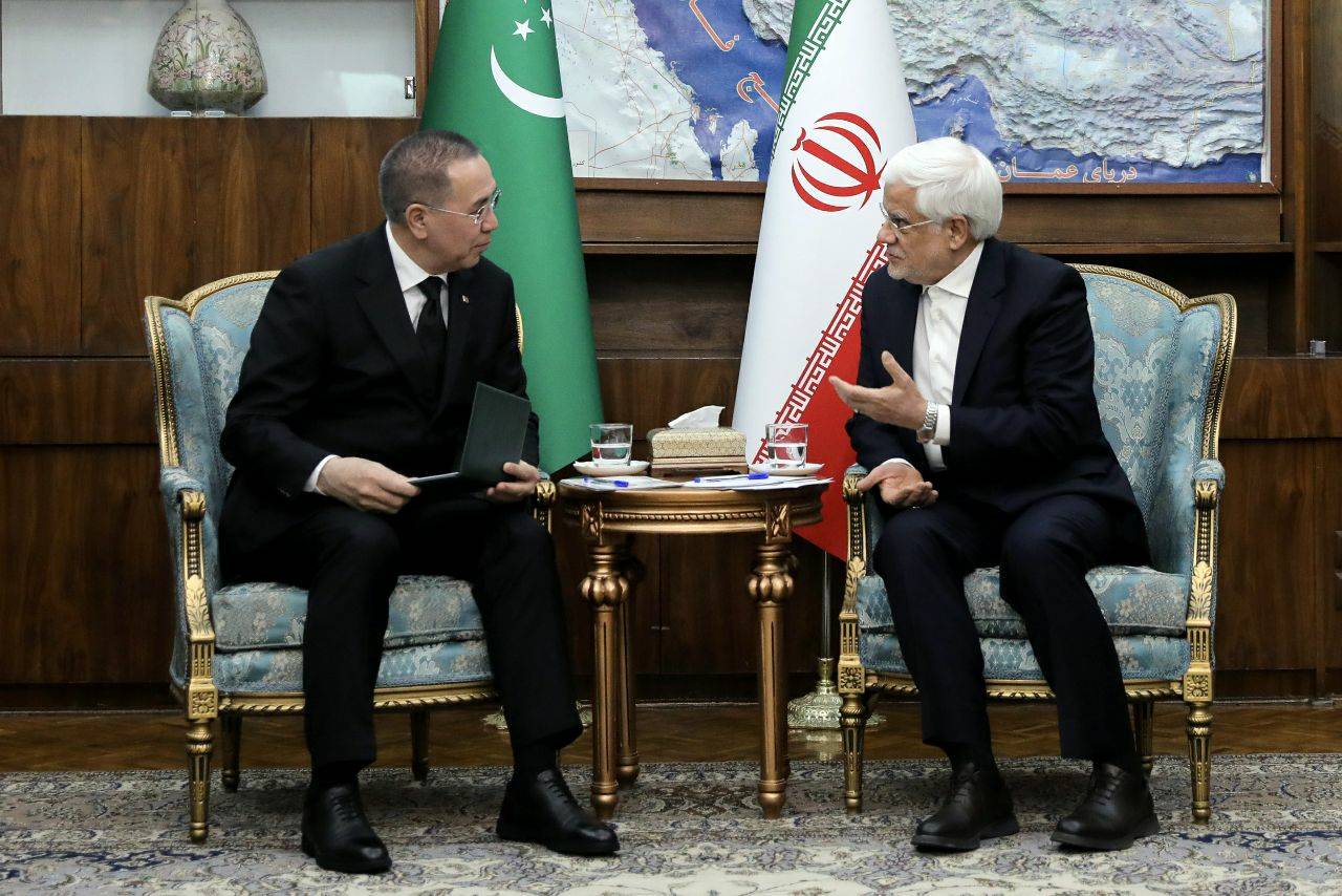 Iran prompts Turkmenistan to beef up trade and economic ties