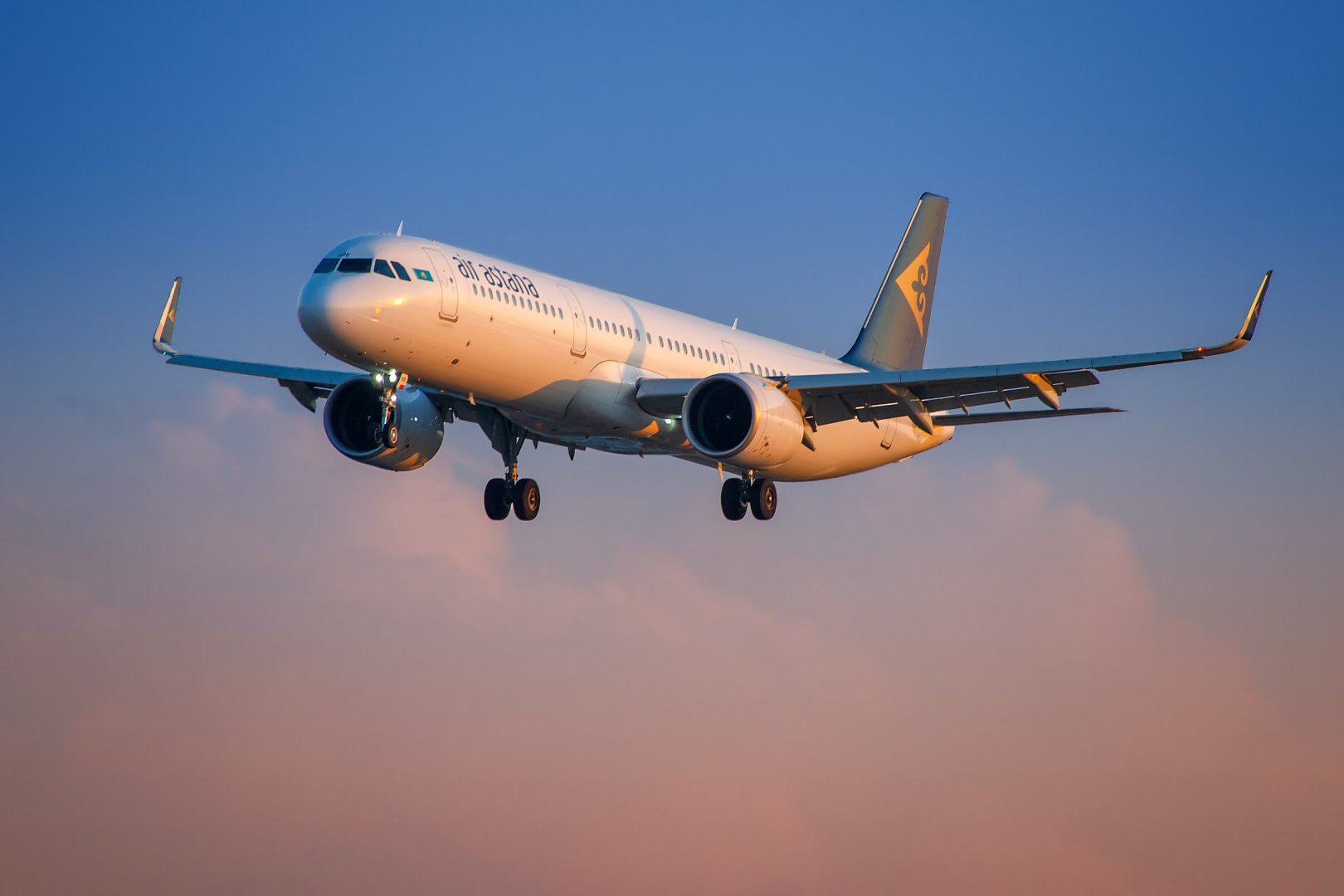 Kazakhstan flying high above global average in flight safety
