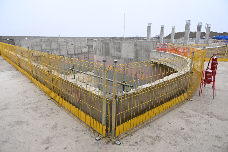 President Ilham Aliyev, First Lady Mehriban Aliyeva review ongoing construction of Hilton Garden Inn in Aghdam (PHOTO)