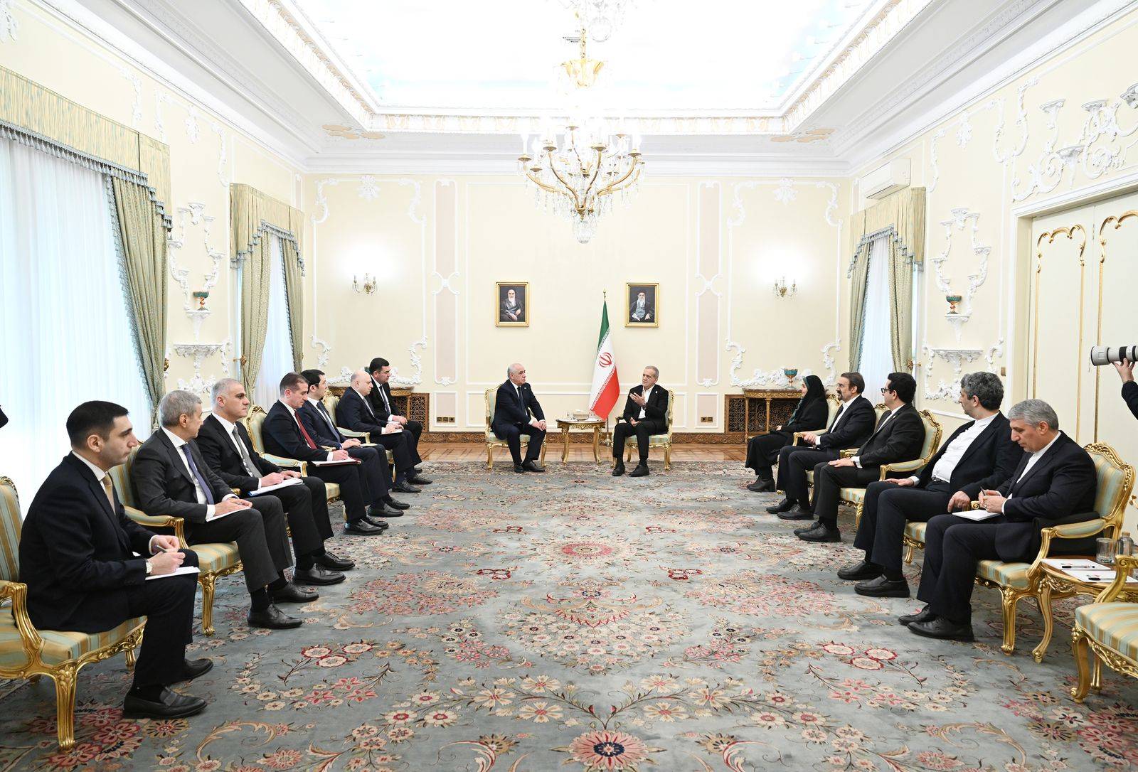 Azerbaijani PM meets with Iranian President Masoud Pezeshkian in Tehran (PHOTO)