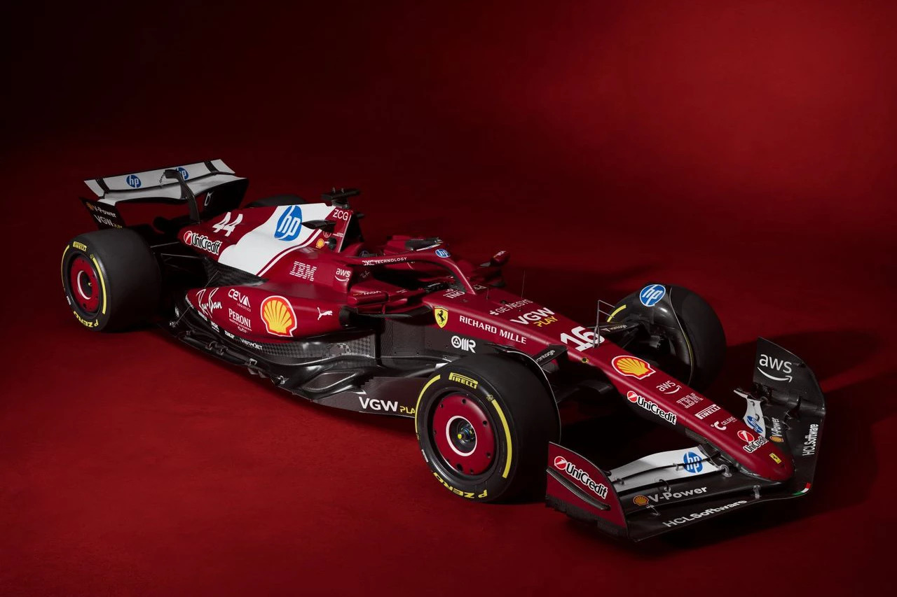 Formula 1 crews unveil latest cars for upcoming season (PHOTO)